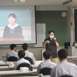 面接対策講座を実施しました。